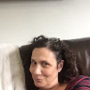 Meet your Posher, Leslie